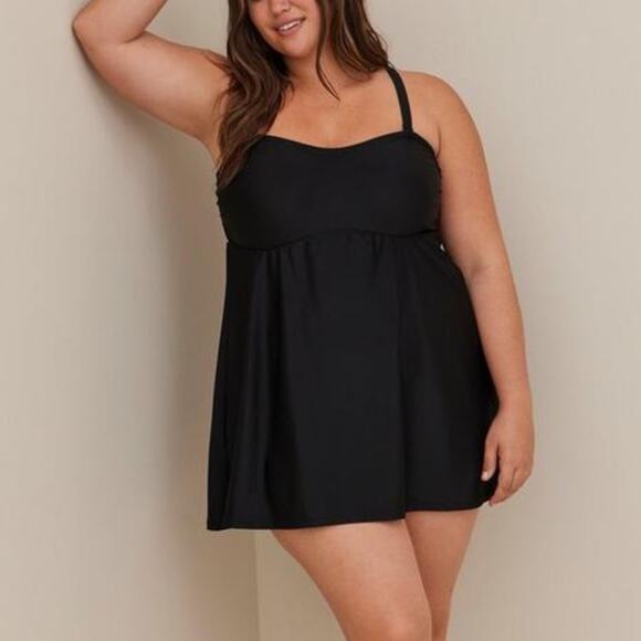 Torrid Black Wireless Mid Strapless Swim Dress With Brief 2X NWT 15066990 - Picture 1 of 16